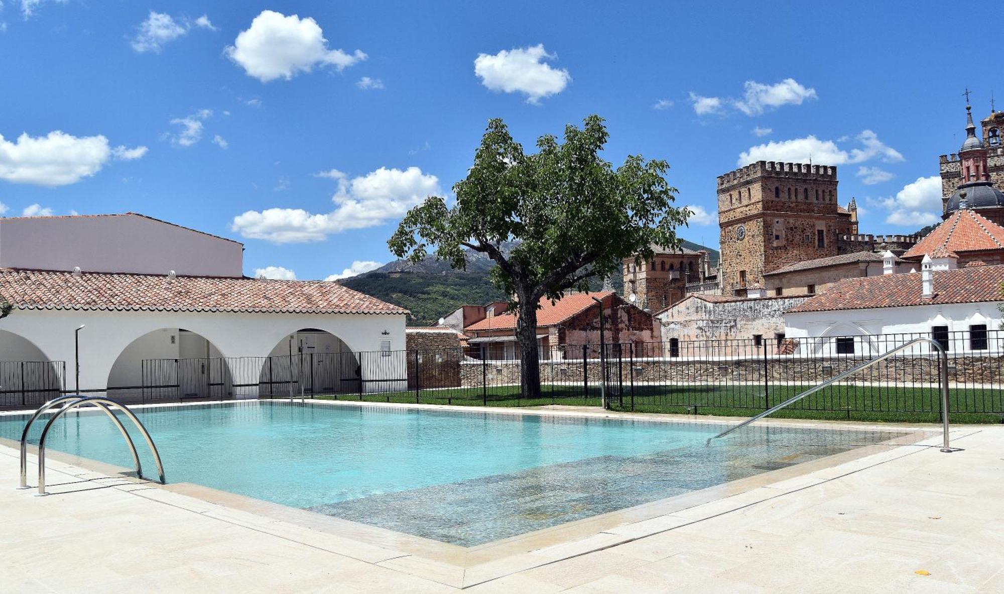 Parador De Guadalupe Guadalupe  Exterior photo
